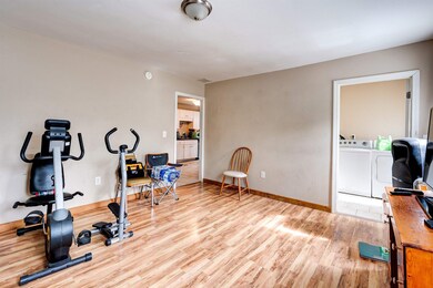 90 Palm St, Nashua, NH 03060 - photo 6