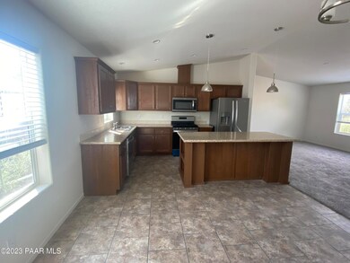 24150 N Marblehead Ave, Paulden, AZ 86334 - photo 7