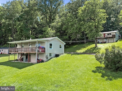 37 and 41 Headwaters Rd, Chester Gap, VA 22623 - photo 2