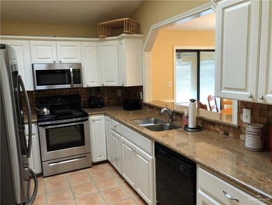 407 Country Club Dr, Alamo, TX 78516 - photo 5