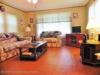 8 Linden Ct, Whiting, NJ 08759 - photo 4