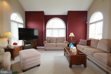 11116 Parkwood Dr, Hagerstown, MD 21742 - photo 2