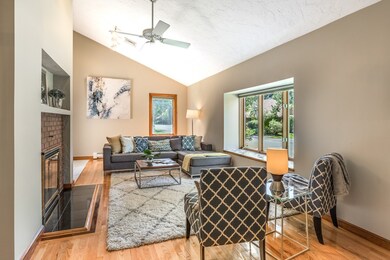 22 Grove Place unit 24, Winchester, MA 01890 - photo 6