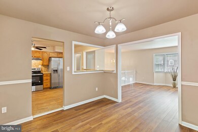 13324 Nassau Dr, Woodbridge, VA 22193 - photo 7