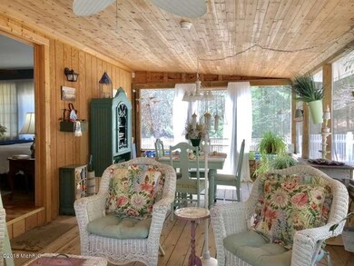 Screened Porch