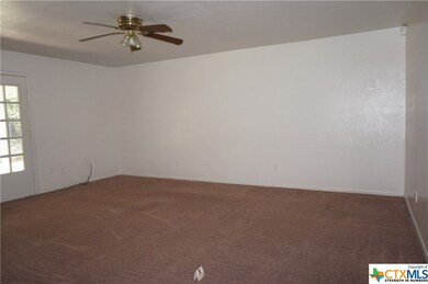 1205 Little St, Copperas Cove, TX 76522 - photo 5