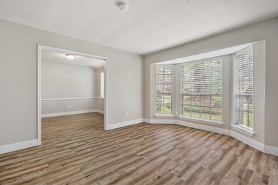 25519 Many Oak Dr, Spring, TX 77380 - photo 4