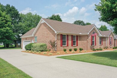 194 Regalwood Dr, Manchester, TN 37355 - photo 3
