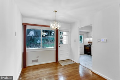 5911 Mustang Dr, Riverdale, MD 20737 - photo 6