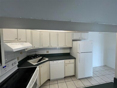 1001 Green Pine Blvd unit 82, West Palm Beach, FL 33409 - photo 5
