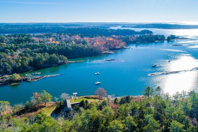 881 Harpswell Islands Rd, Harpswell, ME 04079 - photo 3