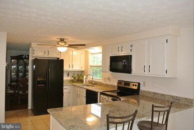 104 Sandhill Rd, Essex, MD 21221 - photo 5