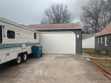 790 Alameda Ave, Sheffield Lake, OH 44054 - photo 7