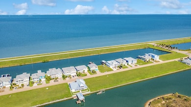 1213 Highborne Cay Ct, Texas City, TX 77590 - photo 5