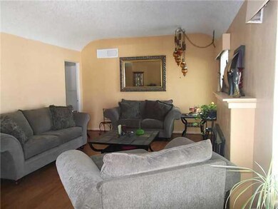 7547 N Loop Dr, El Paso, TX 79915 - photo 5