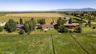 1/2 ACRE no covenants