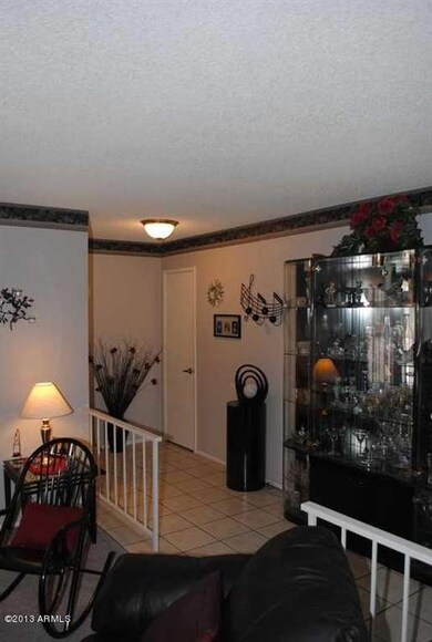 Woodridge Front Room to Hallway