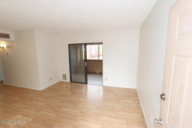 Front/main room