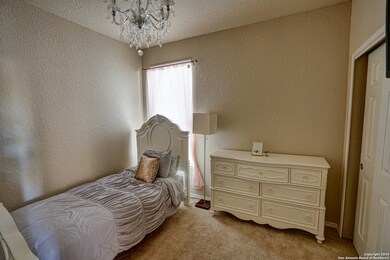 9406 Pegasus Run Rd, San Antonio, TX 78254 - photo 5