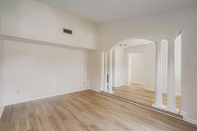 902 Retriever Ave, Seffner, FL 33584 - photo 6