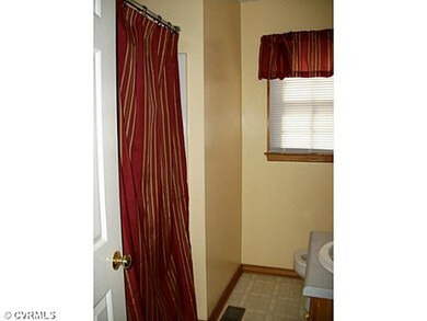 4560 Megan Ct, Prince George, VA 23875 - photo 4