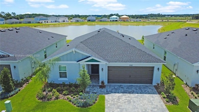 2060 Stillview Pass, Zephyrhills, FL 33541 - photo 3