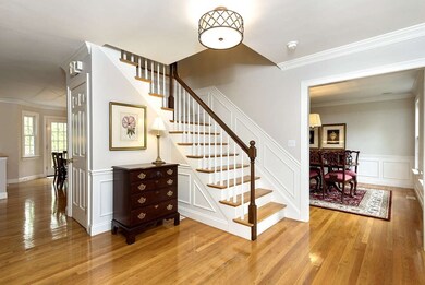 10 Fieldstone Ln, Milton, MA 02186 - photo 4