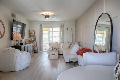 2615 NE 1st Ct unit 307, Boynton Beach, FL 33435 - photo 7