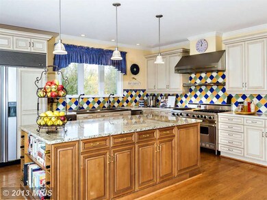 11762 Chapel Estates Dr, Clarksville, MD 21029 - photo 4