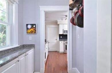 135 Albion St unit 2, Somerville, MA 02144 - photo 5