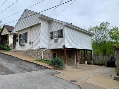 308 Swan St, Hannibal, MO 63401 - photo 2