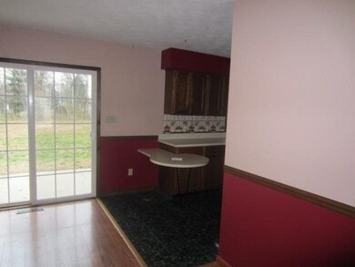 57284 Clydesdale Dr, Goshen, IN 46528 - photo 7