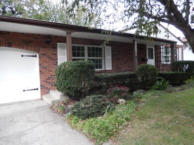 5541 Rockwood Rd, Columbus, OH 43229 - photo 4