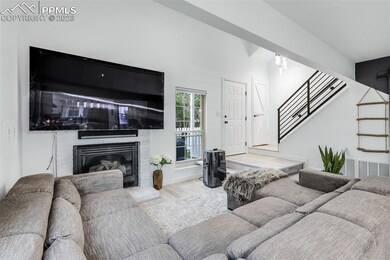 Living room w/ gas fireplace