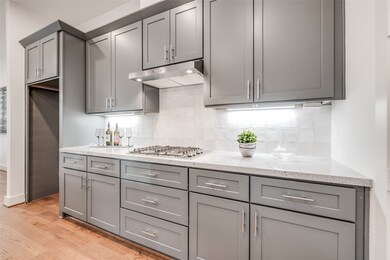 1816 Calumet St unit B, Houston, TX 77004 - photo 7