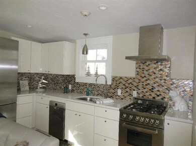 9 Conwell St unit 4, Provincetown, MA 02657 - photo 4