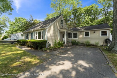 Front-Driveway-Hom