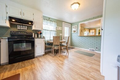 155 Spring St, Rockland, MA 02370 - photo 5