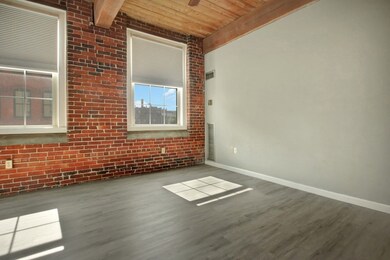 21 Wingate St unit 302, Haverhill, MA 01832 - photo 6