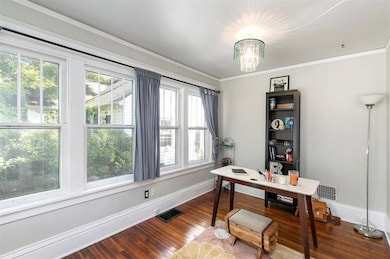 1659 Northwest Dr, Des Moines, IA 50310 - photo 5