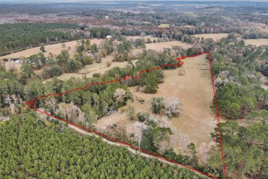 Property lines are approximate.