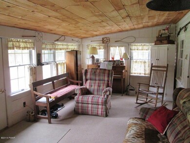 877 Welcome Lake Rd, Hawley, PA 18428 - photo 3