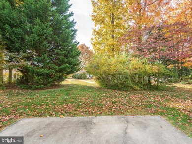 15422 Bramblewood Dr, Silver Spring, MD 20906 - photo 5