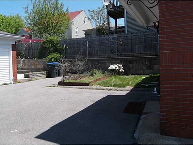 10 Loreto St, Providence, RI 02904 - photo 3