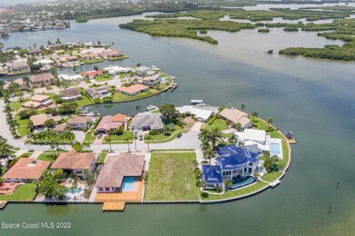 275 Andros Ave, Cocoa Beach, FL 32931