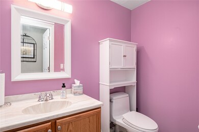 450 Providence St unit 27, West Warwick, RI 02893 - photo 5