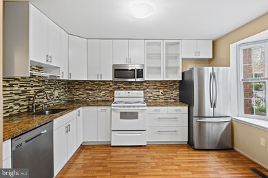 22 Hamlet Dr, Owings Mills, MD 21117 - photo 2