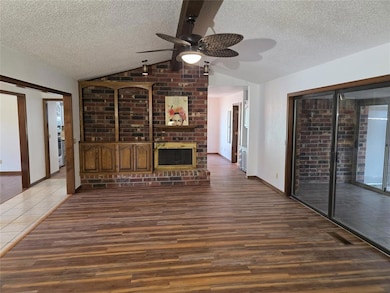 8100 N Bridgeport Ln, Bethany, OK 73008 - photo 7