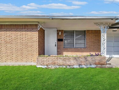 4407 Edison St, Houston, TX 77009 - photo 3