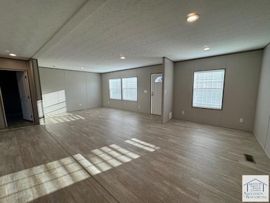 557 Willow Green Ln, Stuart, VA 24171 - photo 6